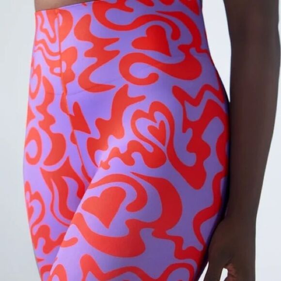 SAVAGE X FENTY Hotline High Waist Leggings M Heart Abstract Print Gym Dopamine - Picture 3 of 13